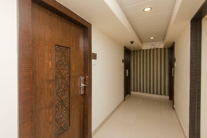Oyo 10007 Hotel Grace Residency Мумбай Екстериор снимка