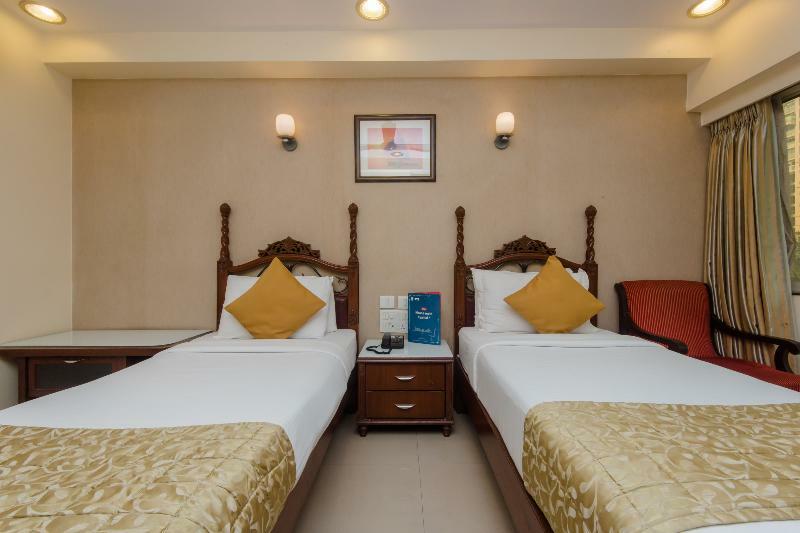 Oyo 10007 Hotel Grace Residency Мумбай Екстериор снимка